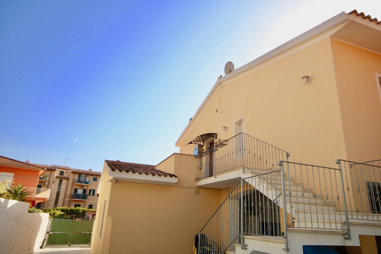 Casa Degli Ospiti Hotel Olbia Exterior photo